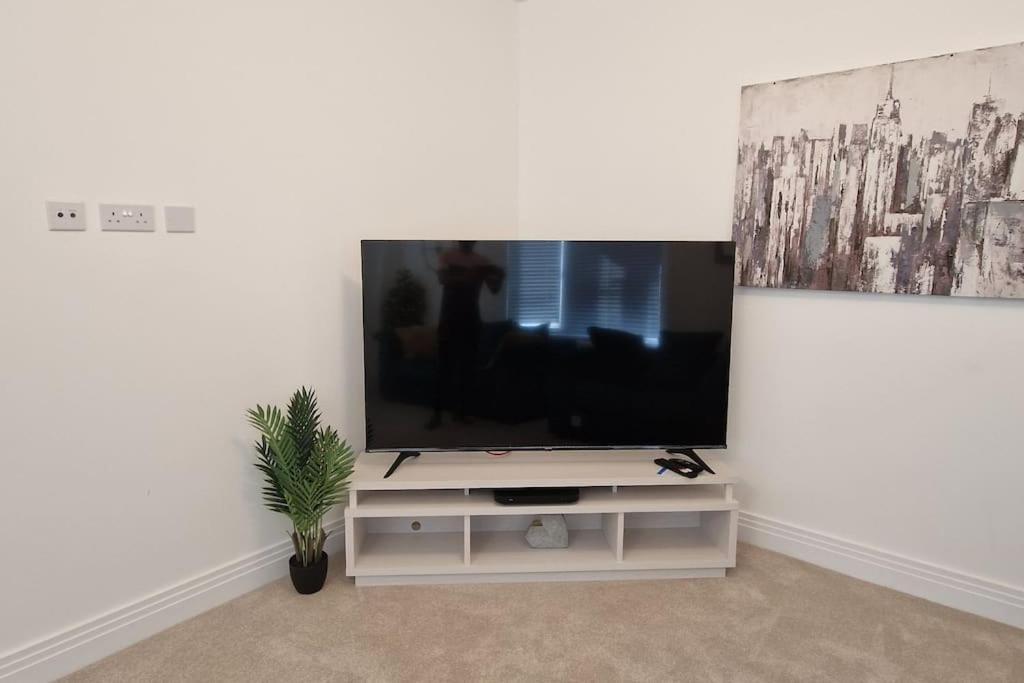 Apartment A1m Hampton Lakes Brand New Entire House Peterborough